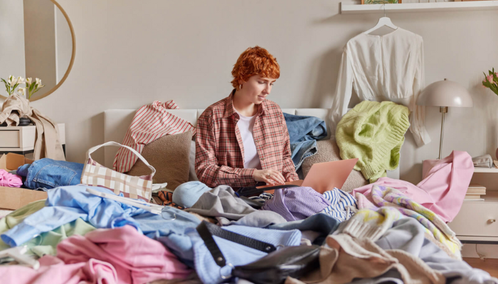 is aritzia fast fashion